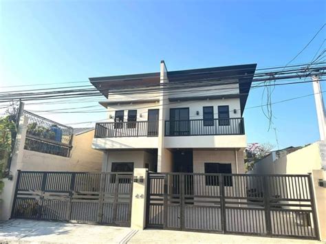 Affordable House And Lot For Sale In Pilar Village .